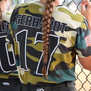 Meet your Posher, Suzanne